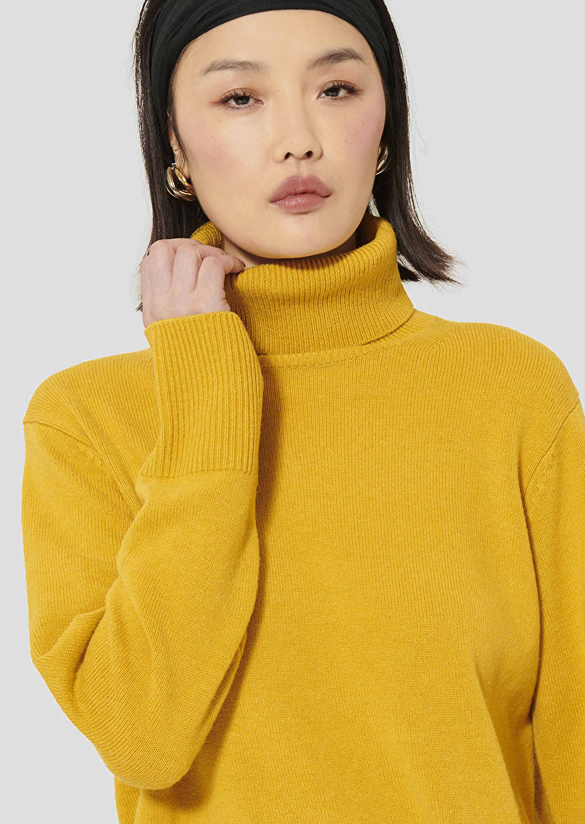 Yellow sweater in alpaca and merinos wool Palia Lemon yellow TARA JARMON UK